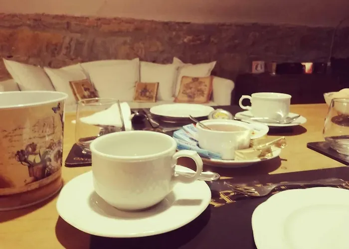 Fausta Oda ve Kahvaltı